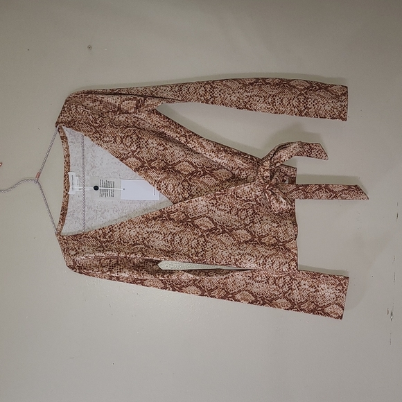 NWT Lovers + Friends Snake Print set - Picture 8 of 13